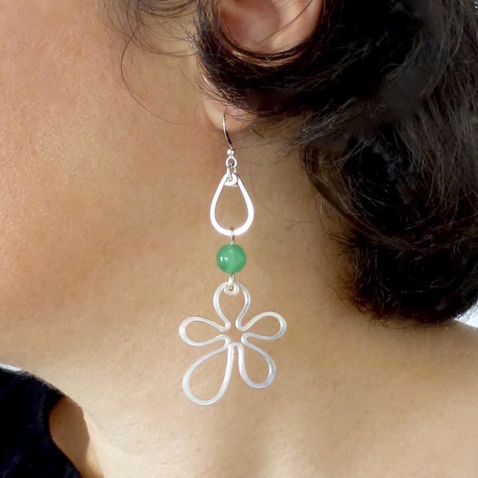 boucle d'oreilles fleur et jade vert